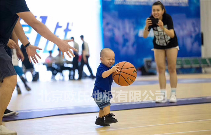 五方面分辨出专业体育运动木地板厂家好与坏